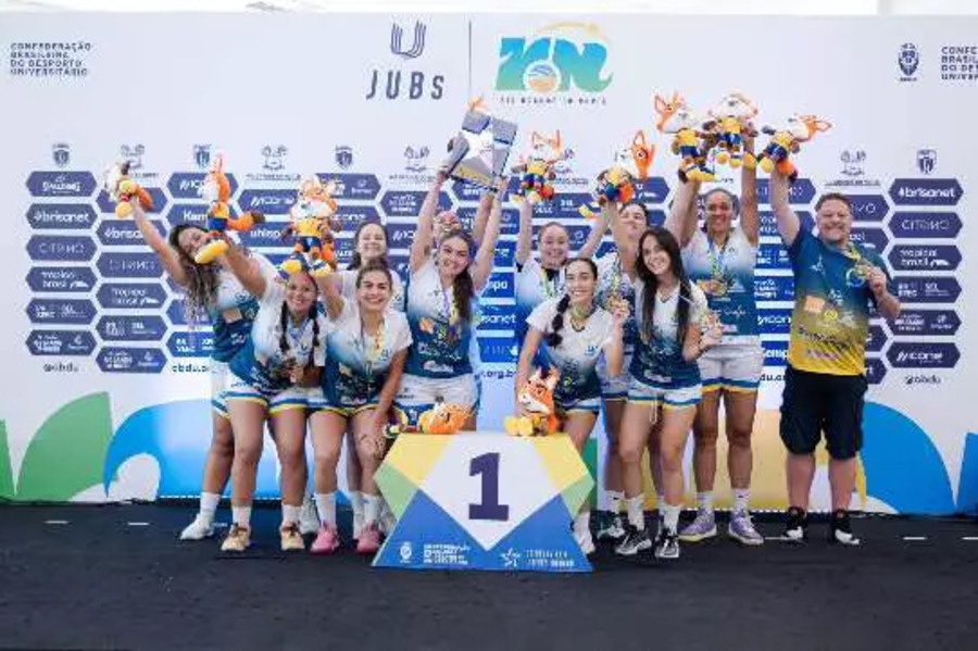 Center 68f7556d3f245