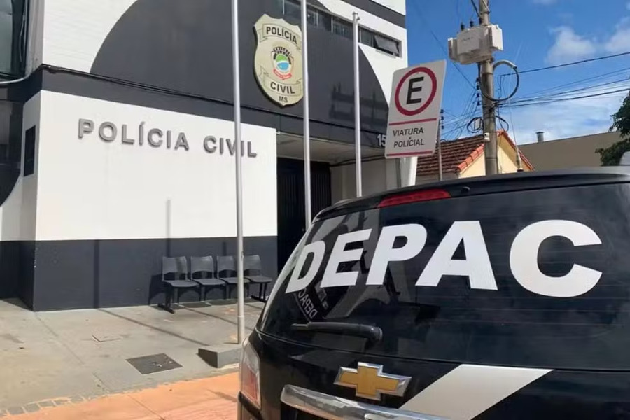 Center 6903341edfff9 1 