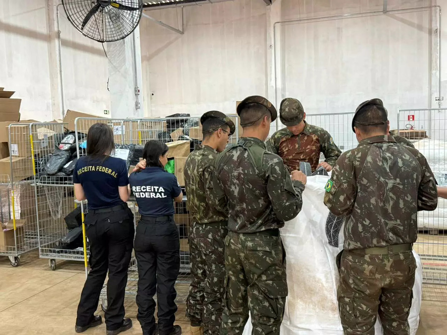 Center 690486498d389