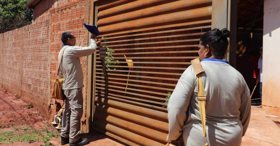 Center 69047f20cb466