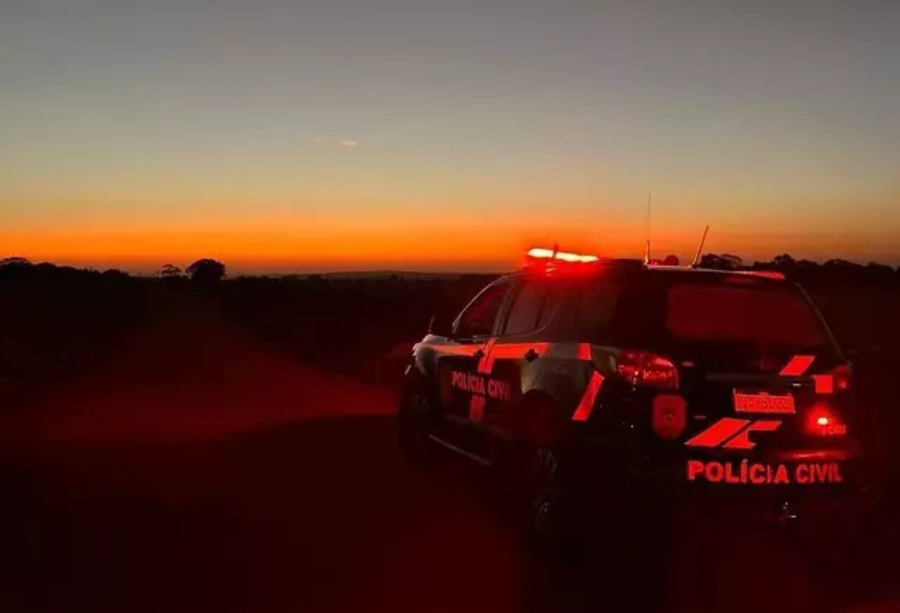 Center capa 6911dfee0a5cc