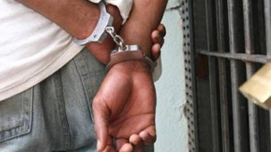 Center 69807af2529cc